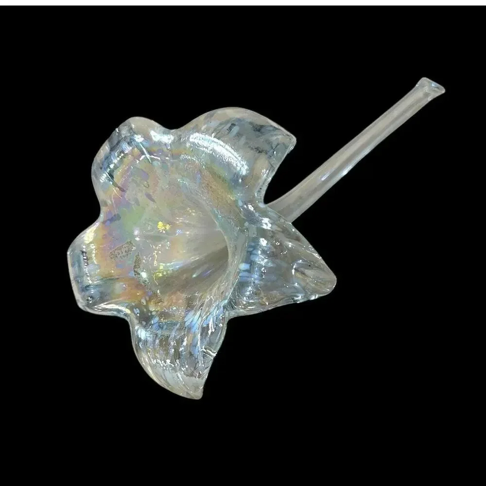 Vintage Handblown Iridescent Glass Lily Stem 8